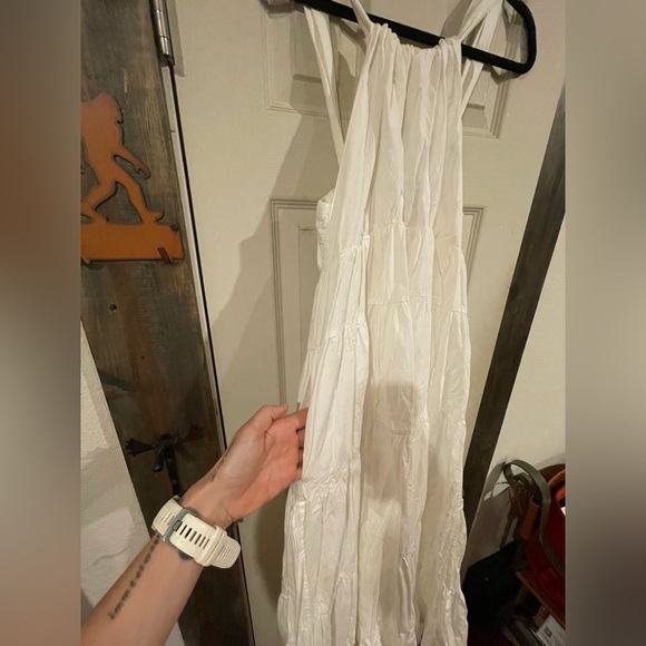 Forever That Girl Tiered Ruched Back Bow Dress. Size: XS - Picture 8 of 8